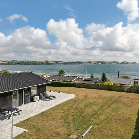 Dom wakacyjny Beowulf - 200m From The Sea By Interhome